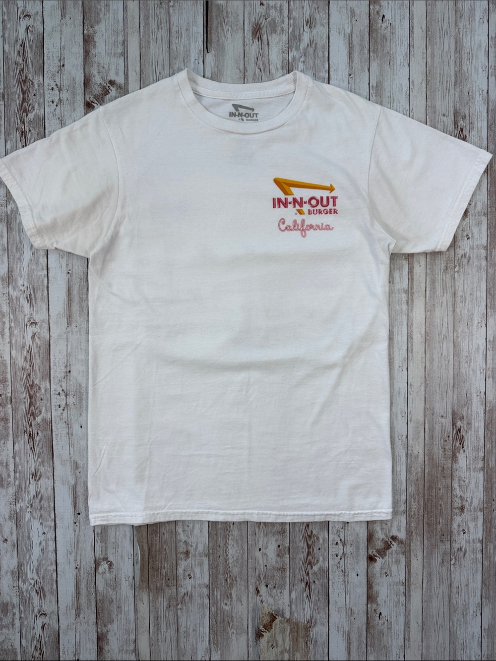 IN-N-OUT Burger California Logo White Unisex T-Shirt sz Small